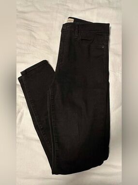 Gap Women’s Black Slim Fit Jeans